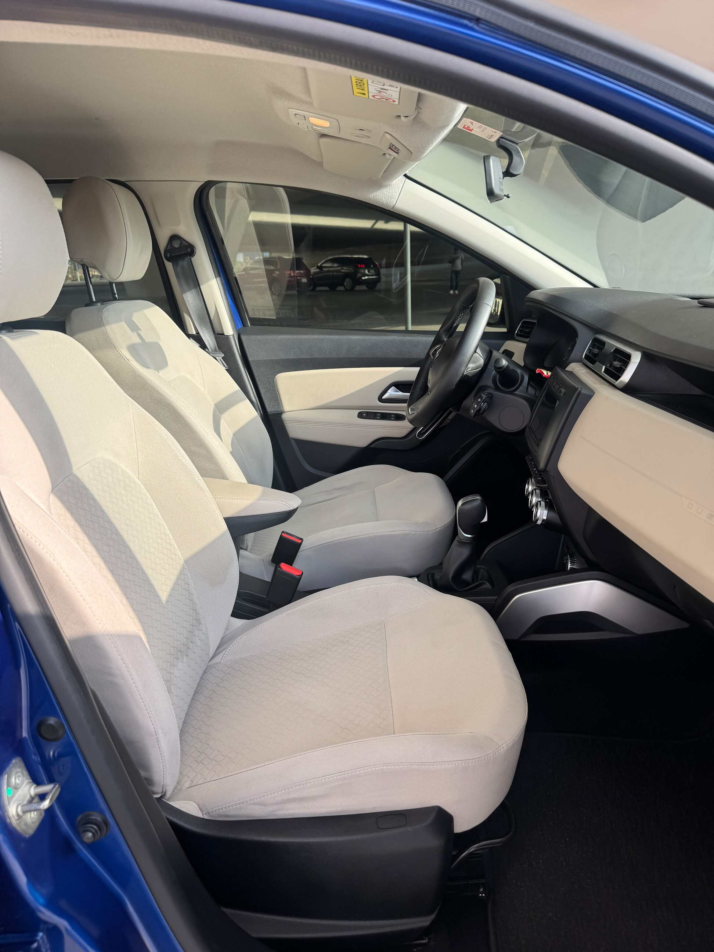 2020 Renault Duster photo 2