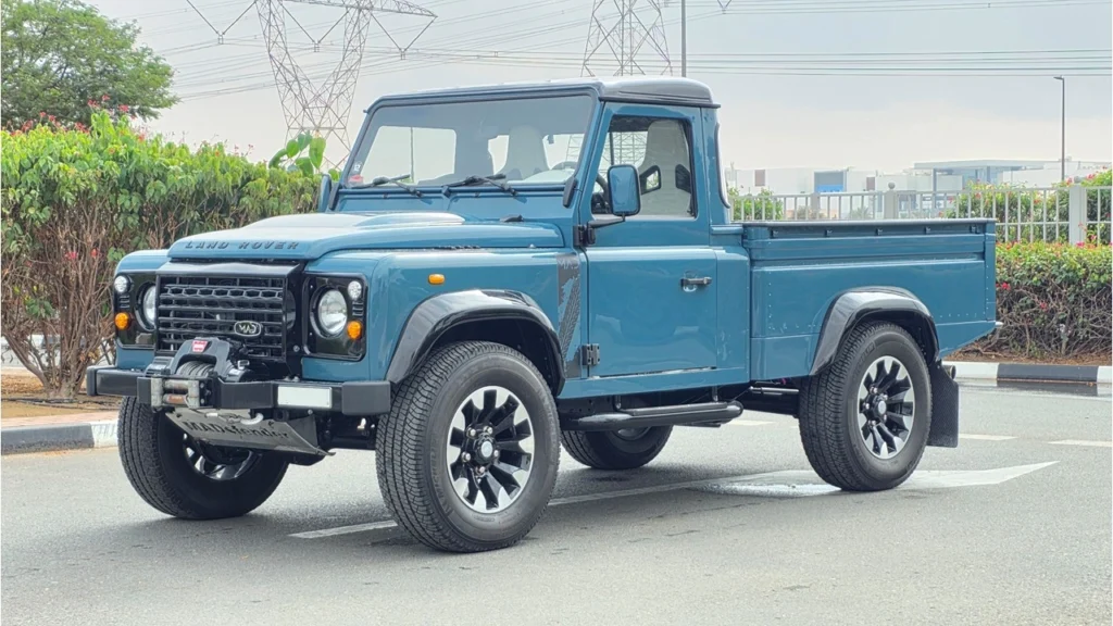 2010 Land Rover MADefender 110 photo 2