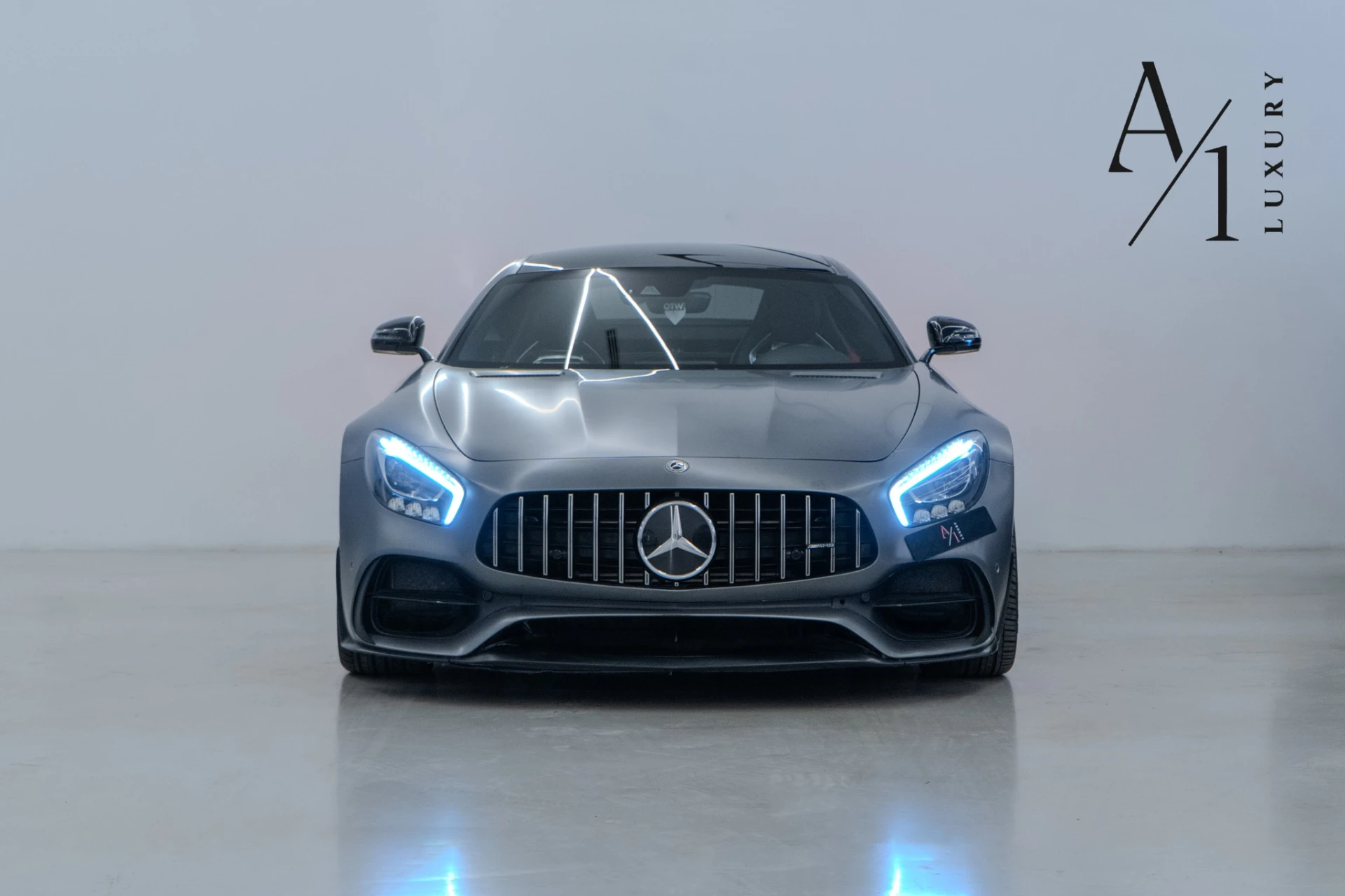 2016 Mercedes-Benz AMG GT photo 2