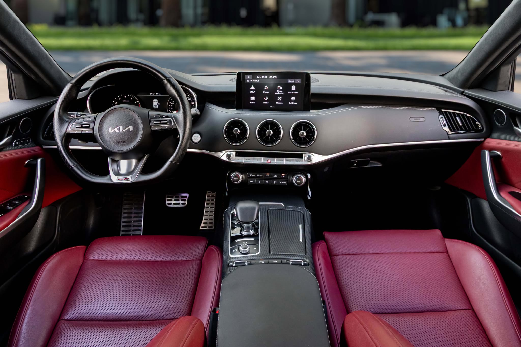 2022 Kia Stinger photo 4