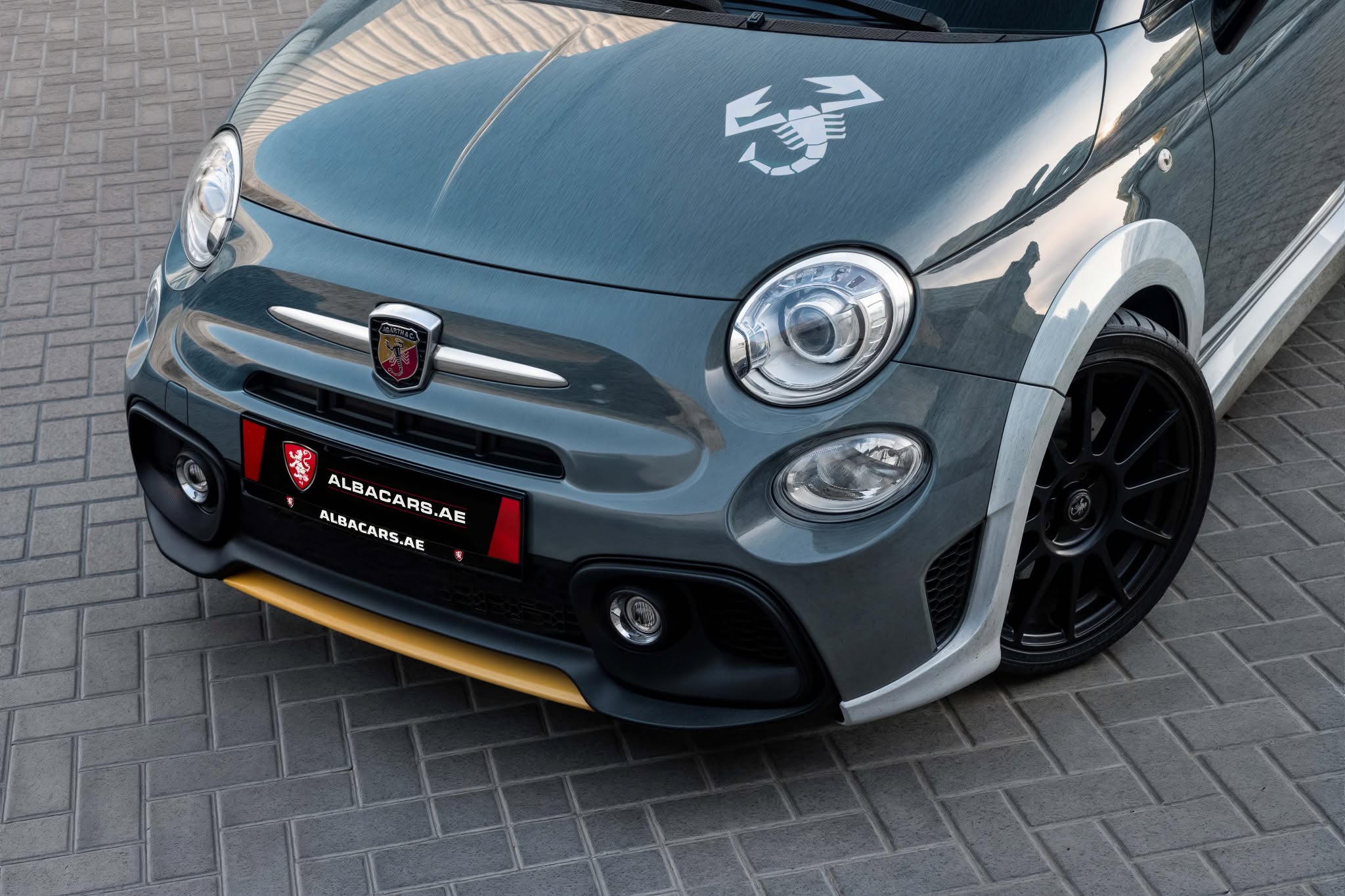 2020 Abarth 695 photo 3