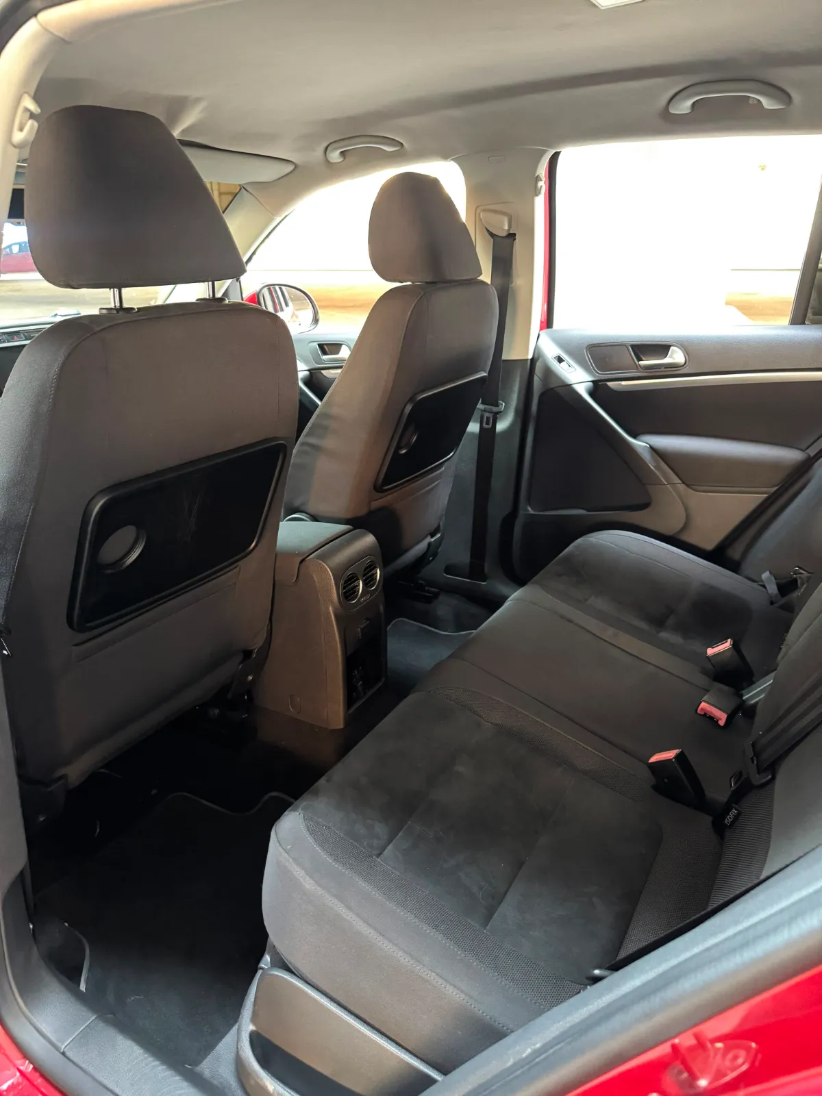 2016 Volkswagen Tiguan photo 4