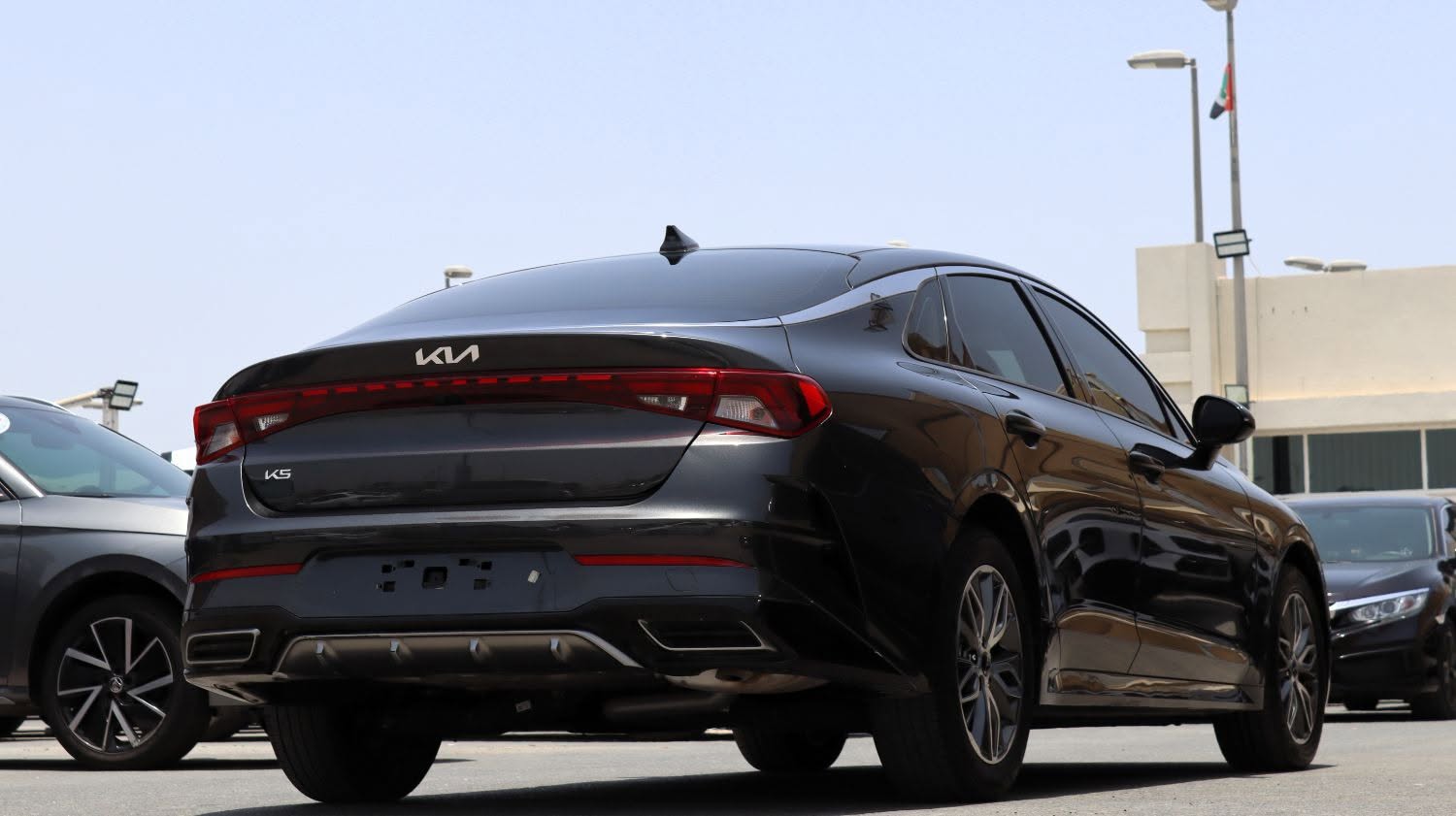 2023 Kia K5 photo 5