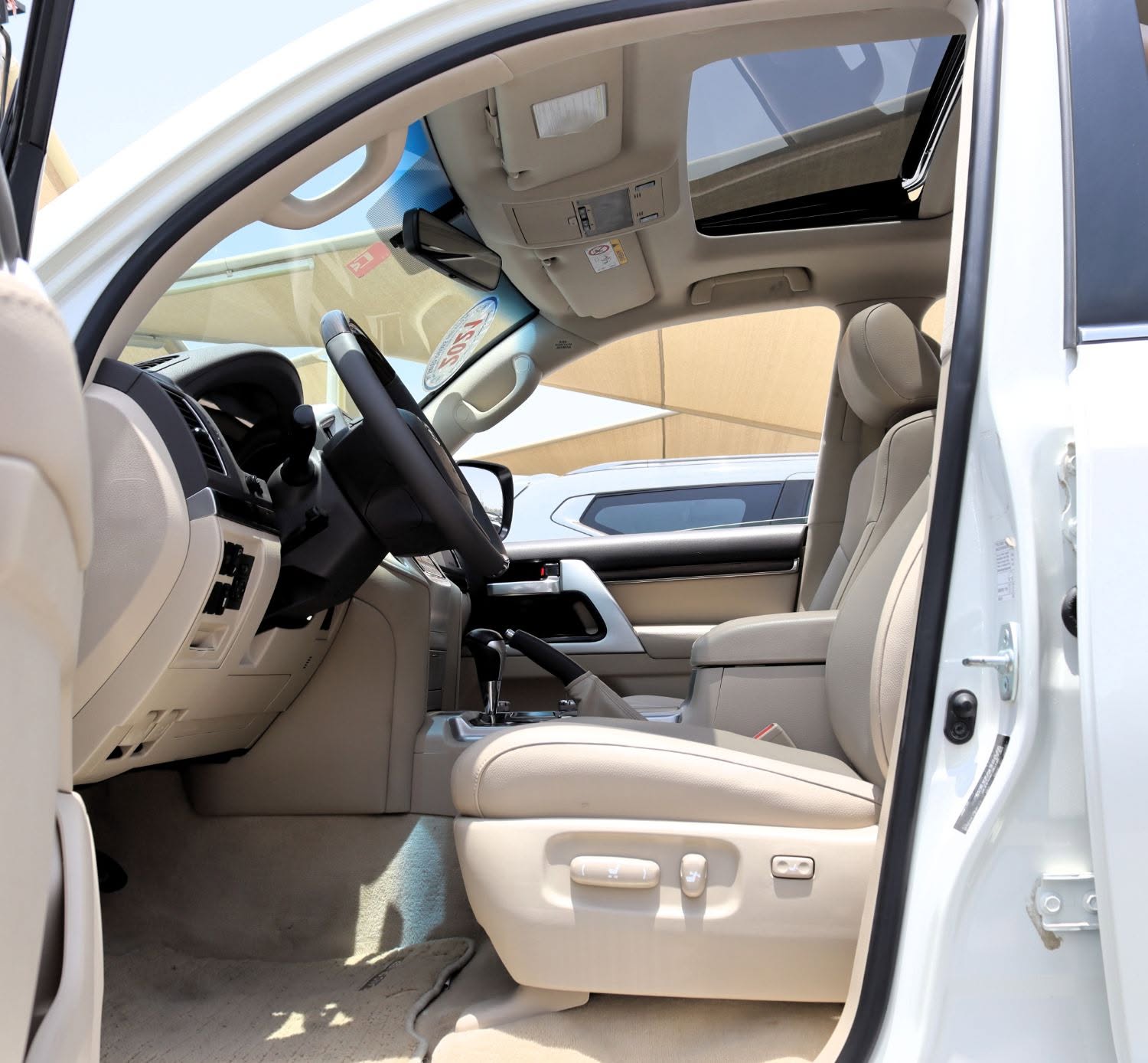 2021 Toyota Land Cruiser photo 5