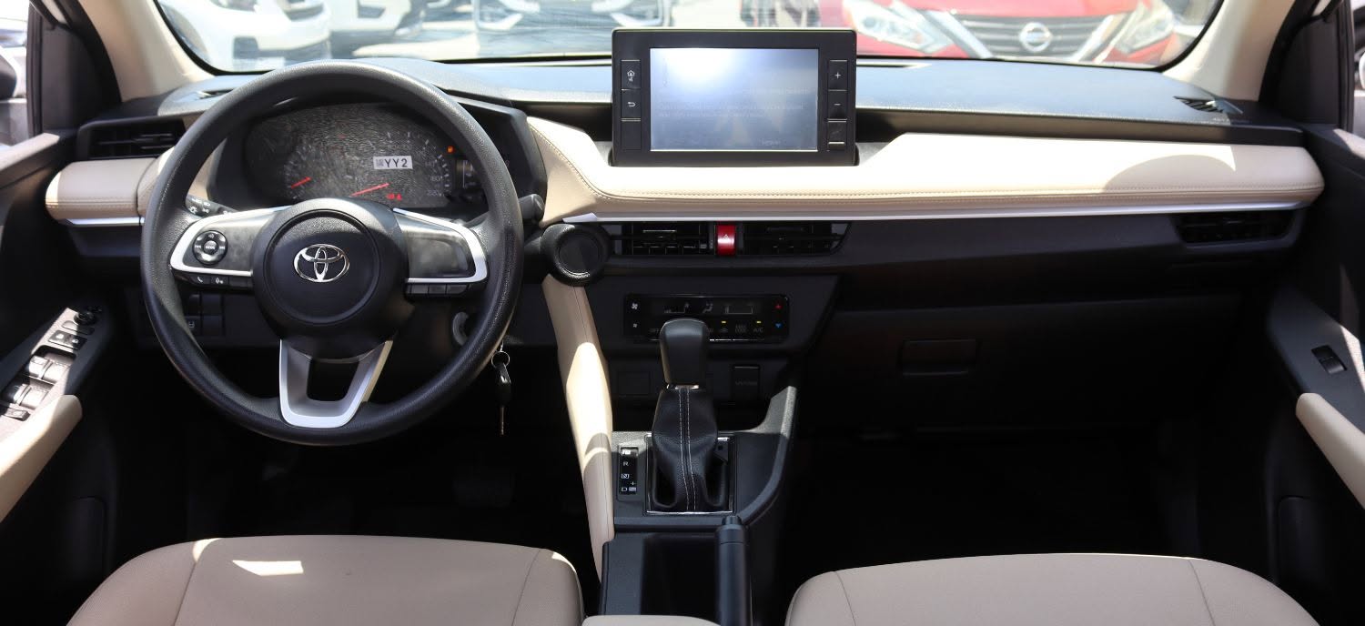 2024 Toyota Yaris photo 5
