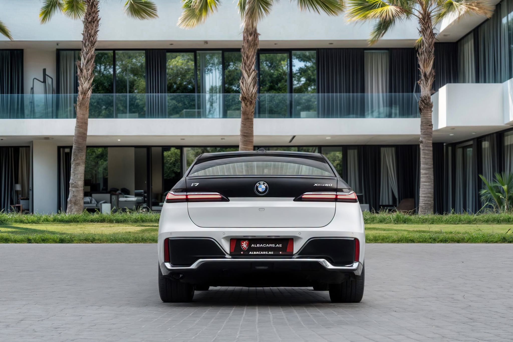 2023 BMW i7 photo 3