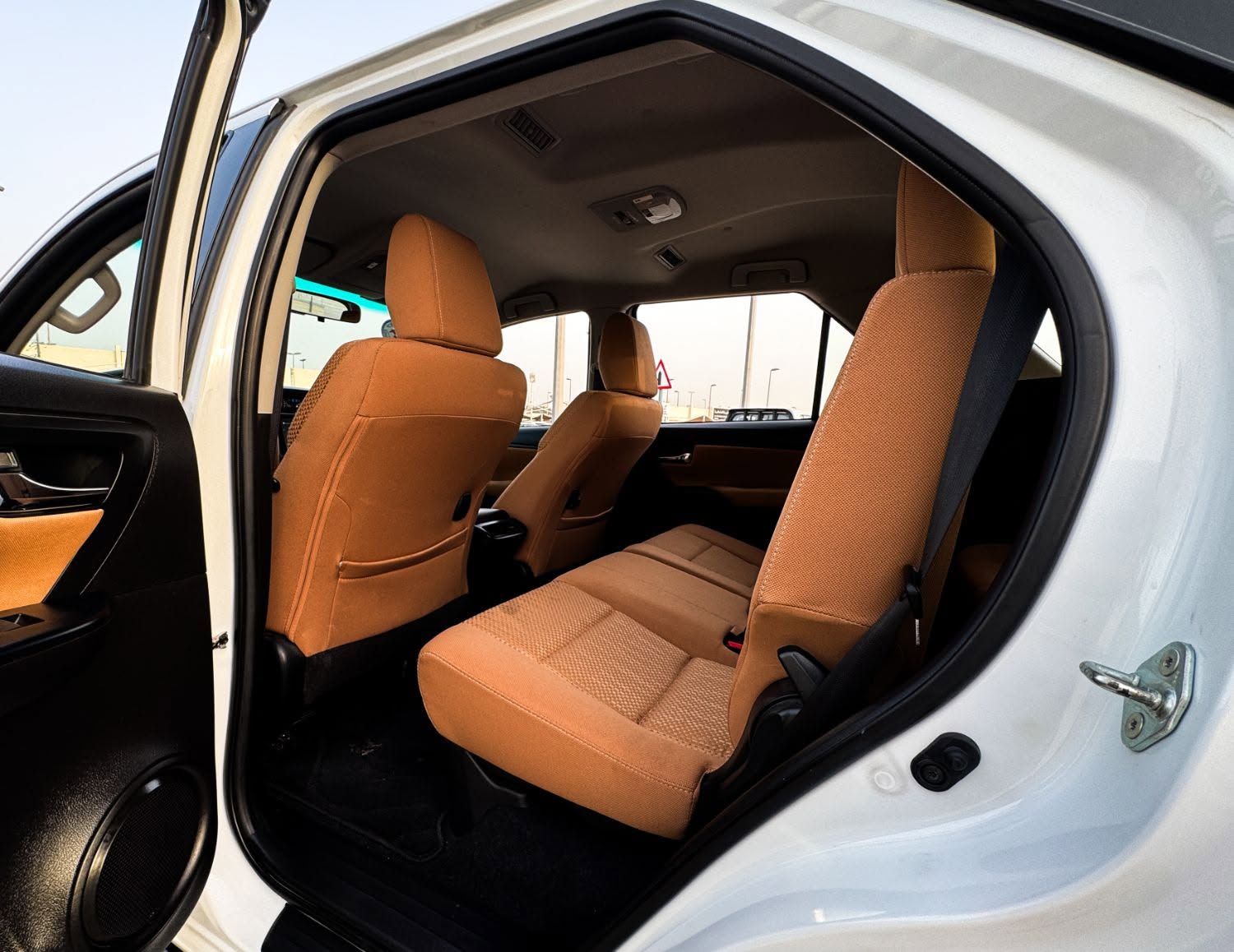 2023 Toyota Fortuner photo 4