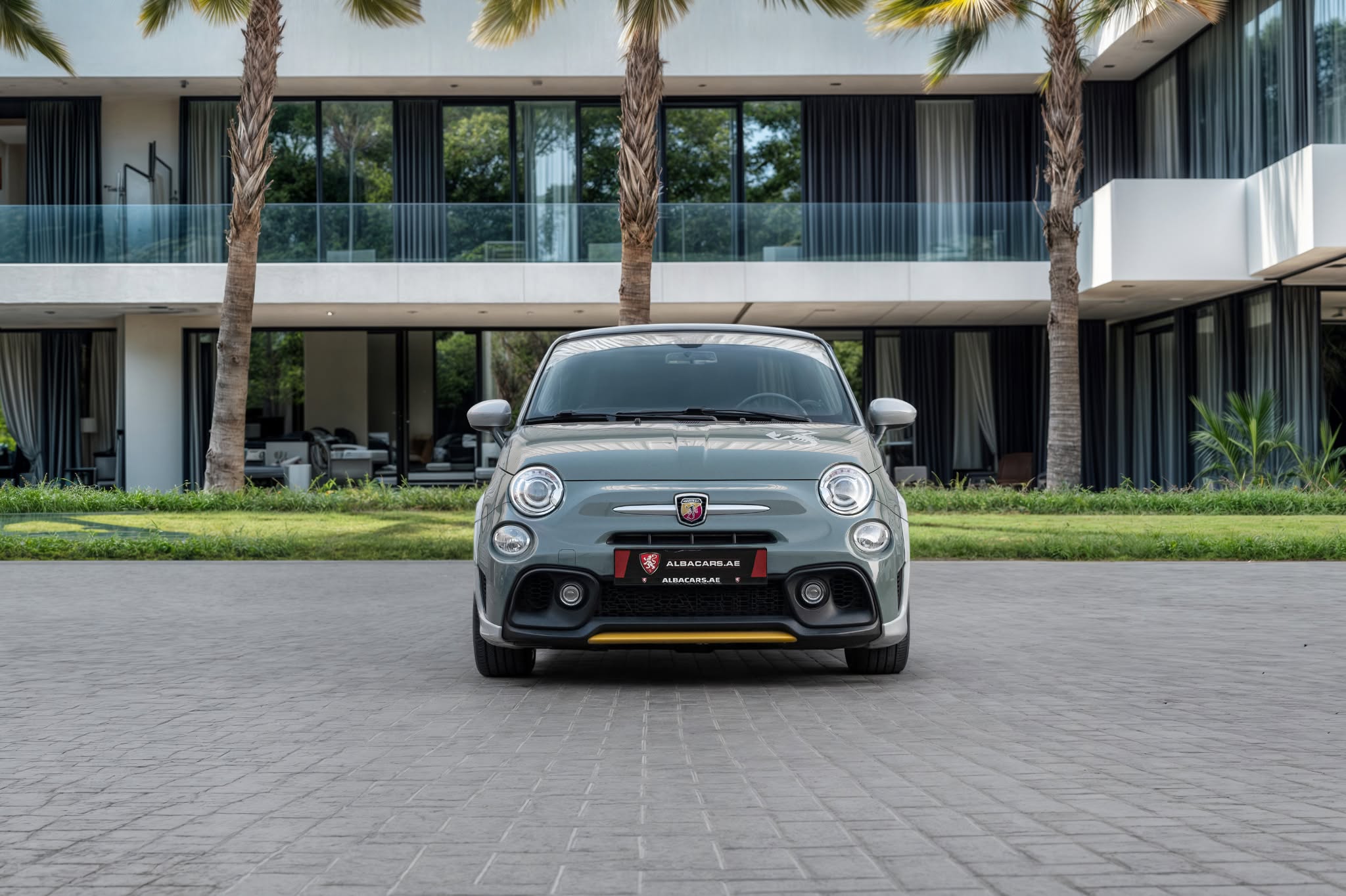 2020 Abarth 695 photo 4