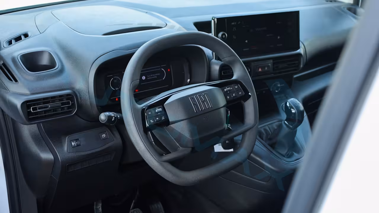 2025 Fiat Doblo photo 4