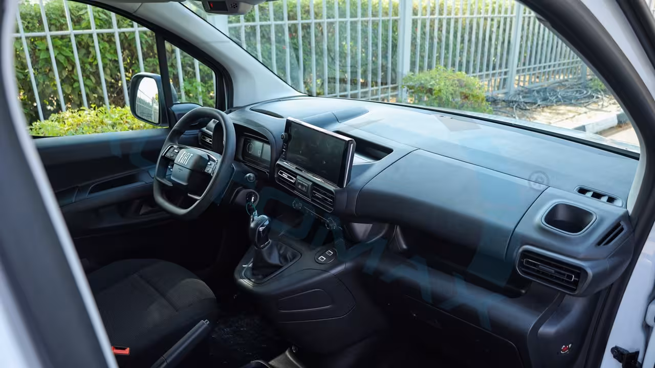 2025 Fiat Doblo photo 5