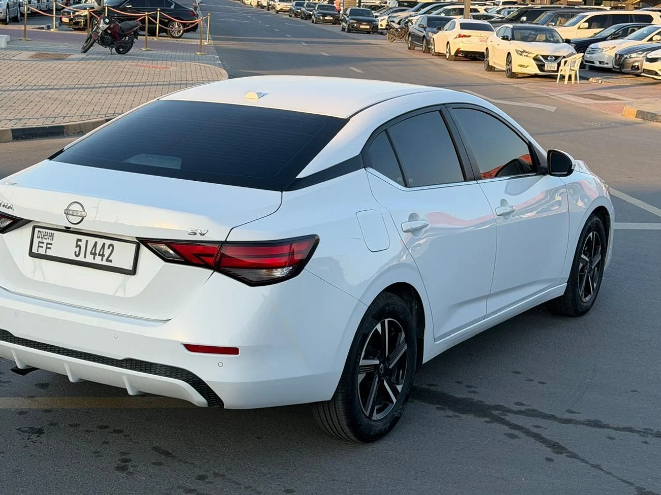 2025 Nissan Sentra photo 3
