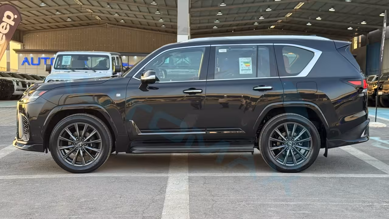 2026 Lexus LX photo 3