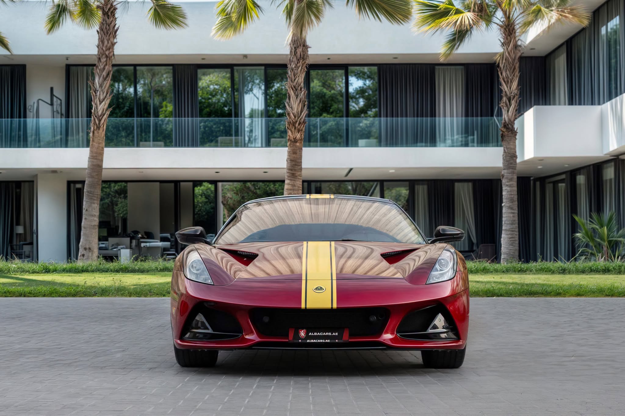 2023 Lotus Emira photo 3