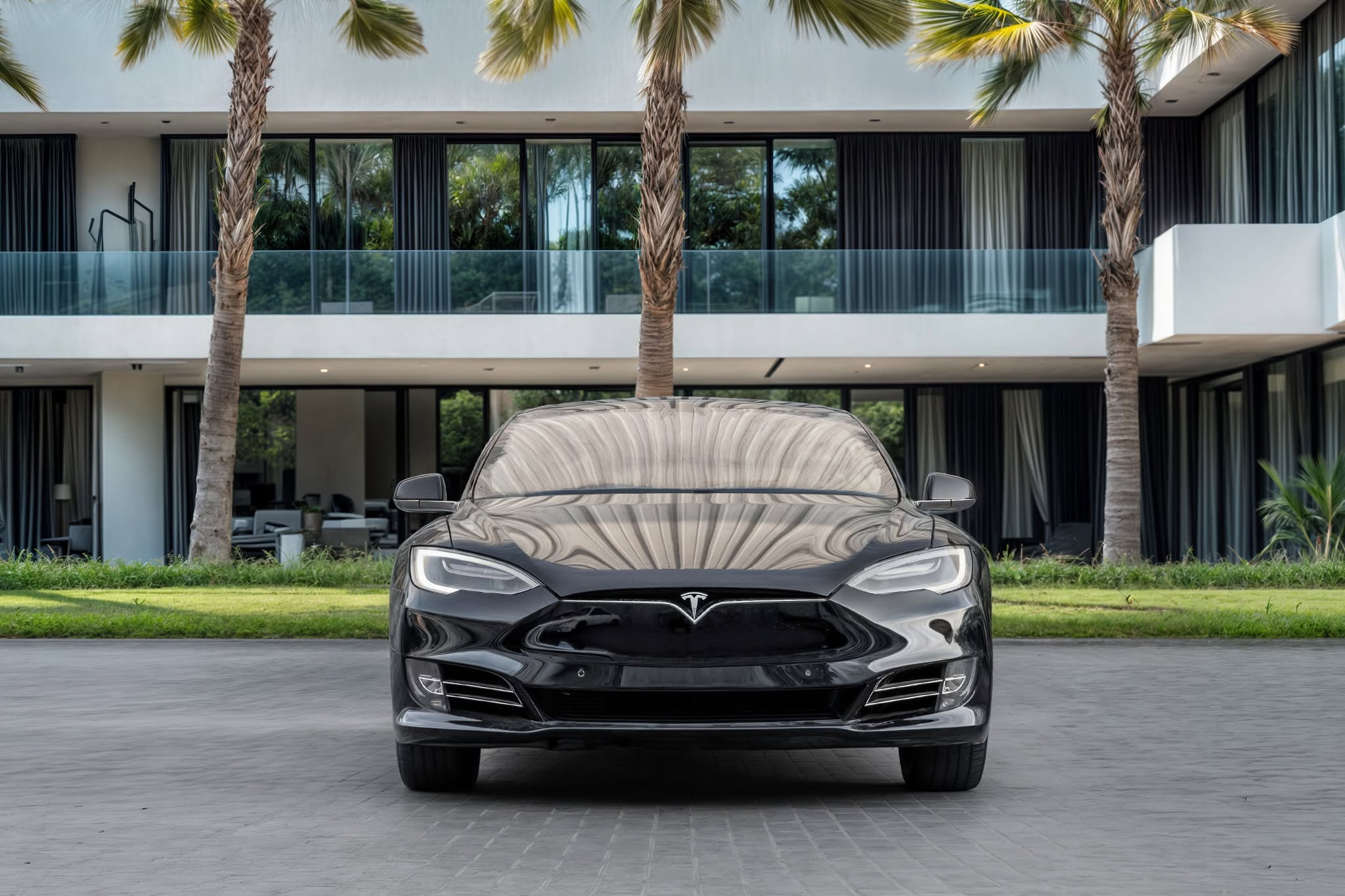 2018 Tesla Model S photo 2