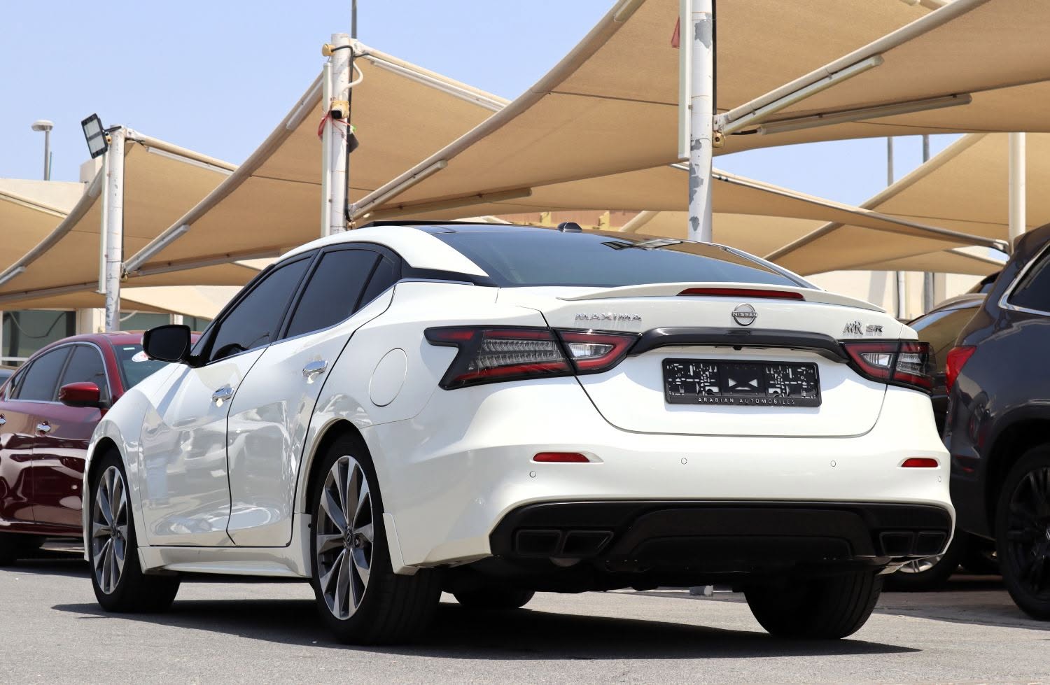 2023 Nissan Maxima photo 5