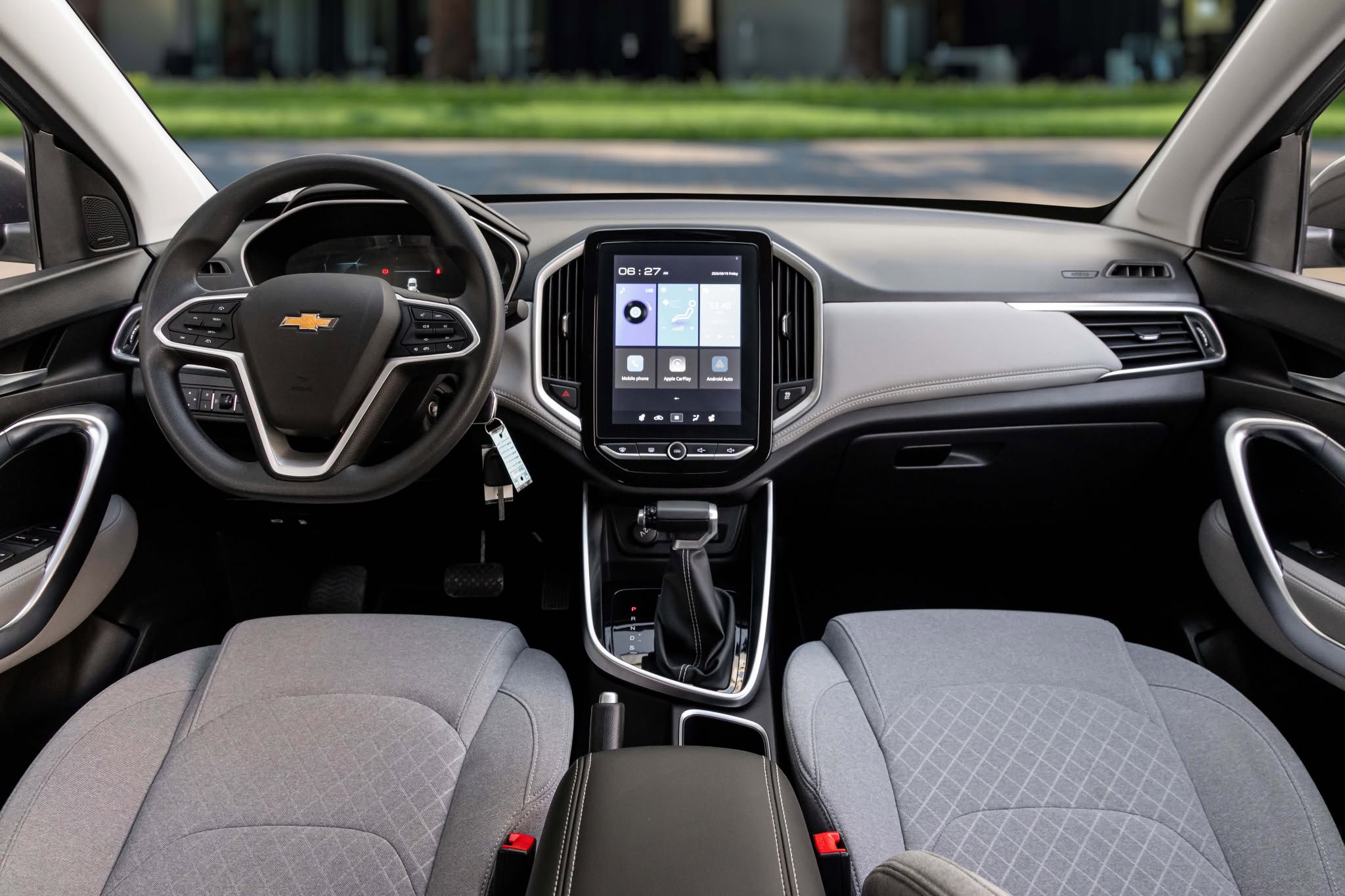 2026 Chevrolet Captiva photo 2