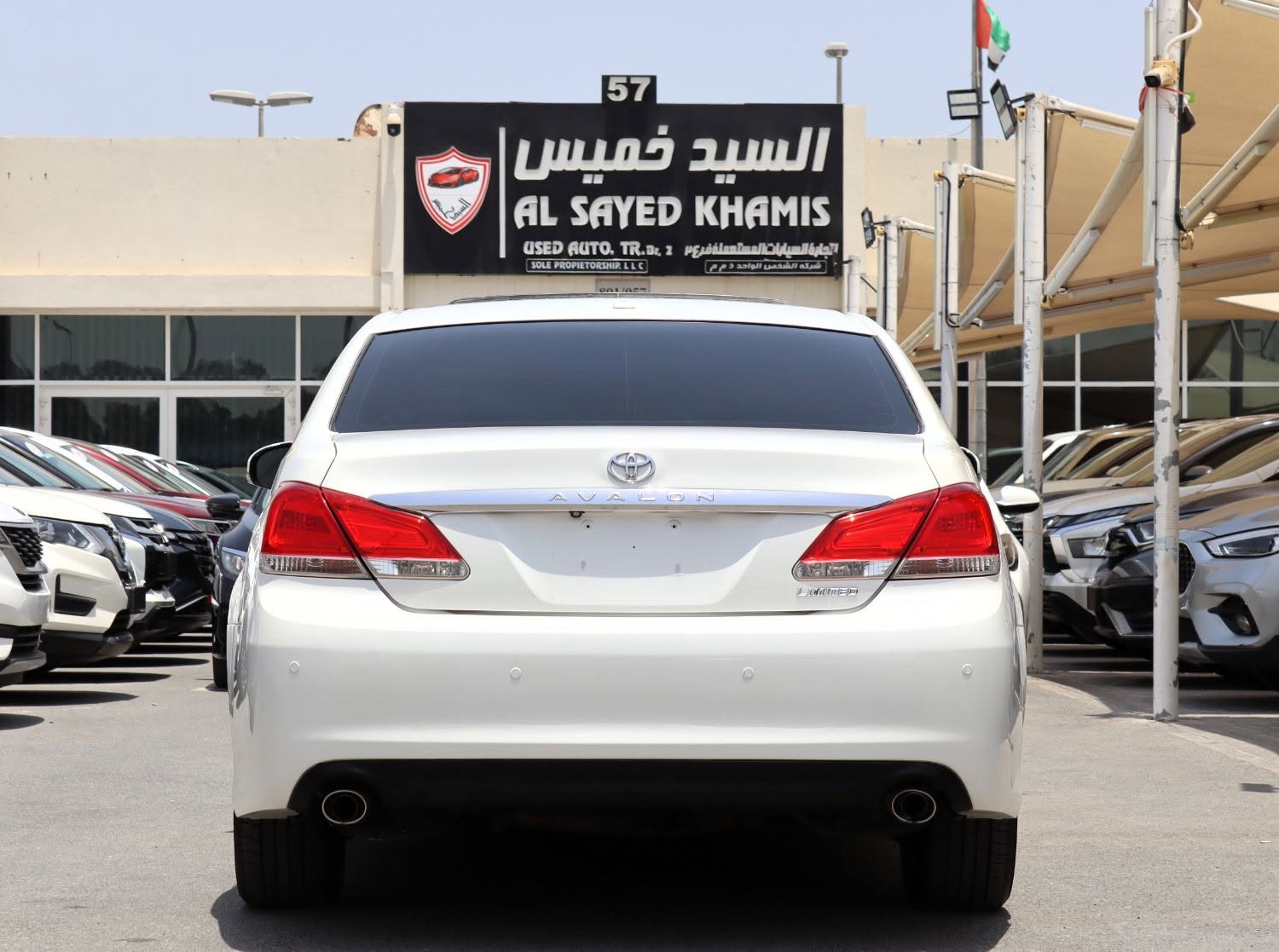 2011 Toyota Avalon photo 5