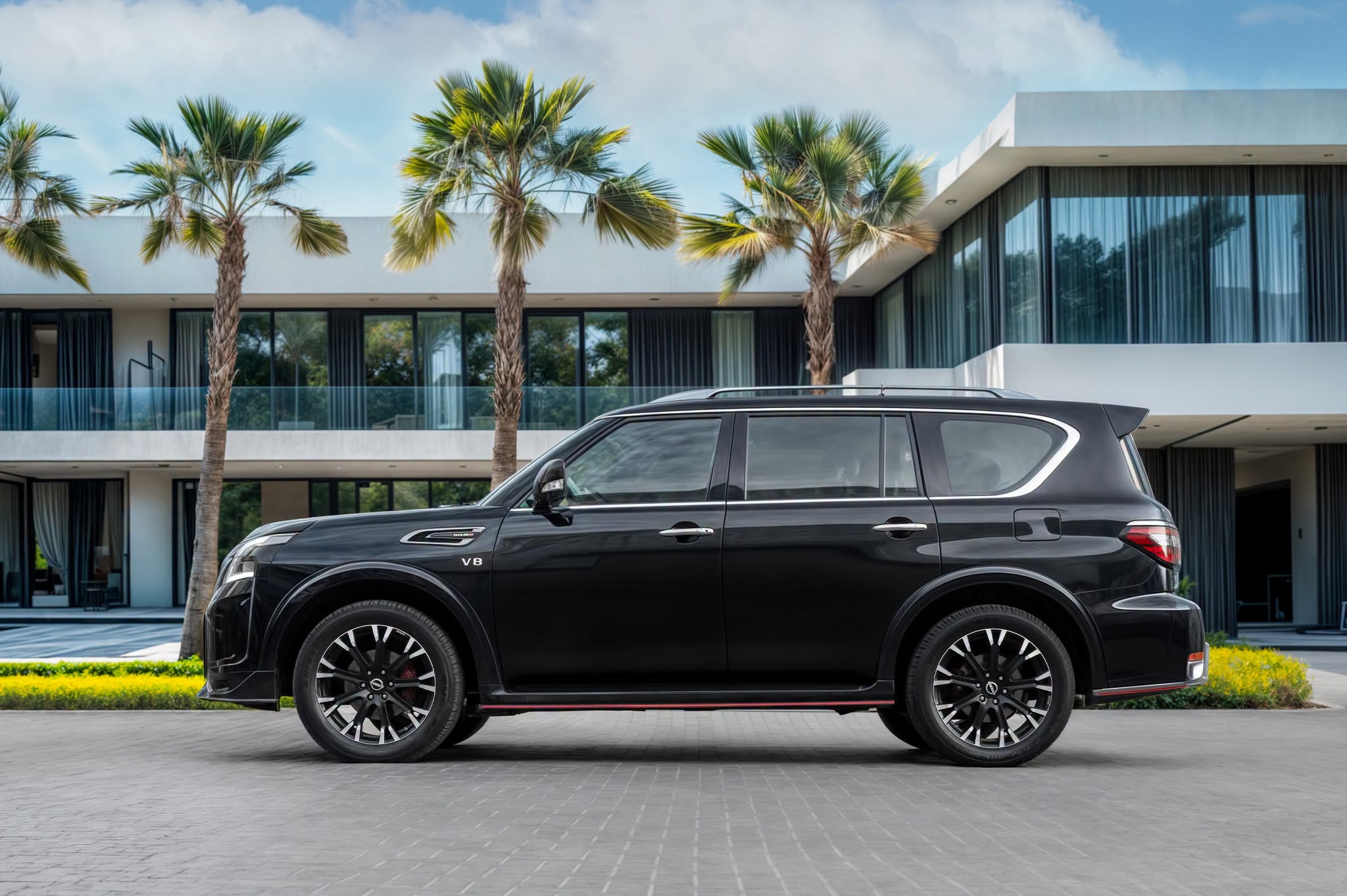 2022 Nissan Patrol photo 4