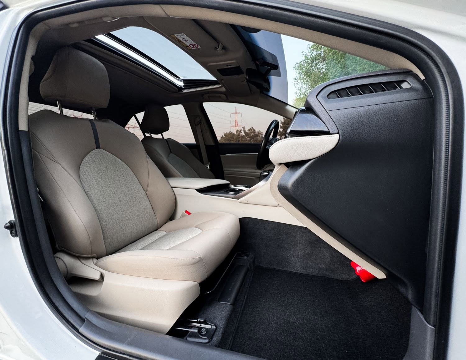2023 Toyota Camry photo 4