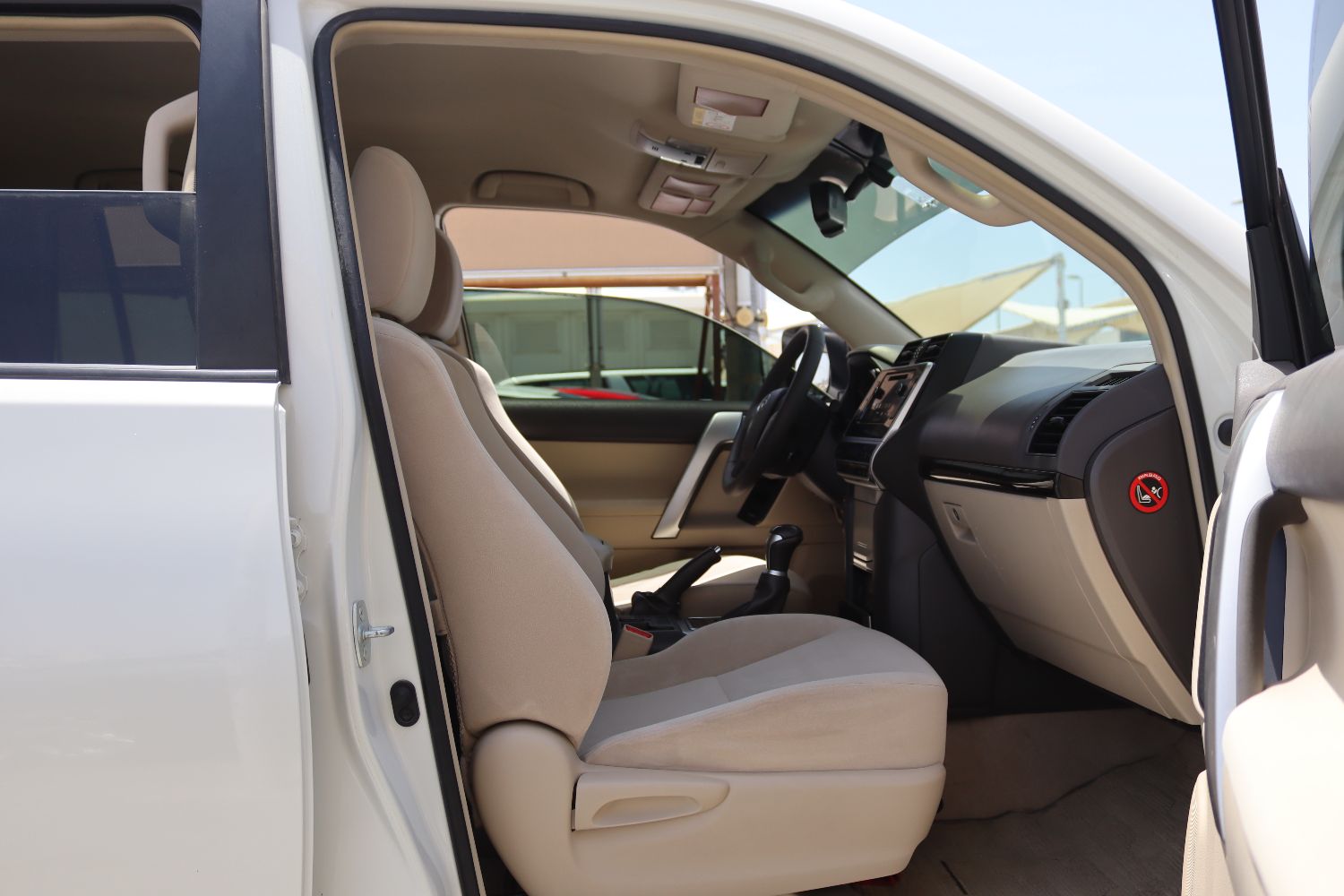 2019 Toyota Land Cruiser Prado photo 3
