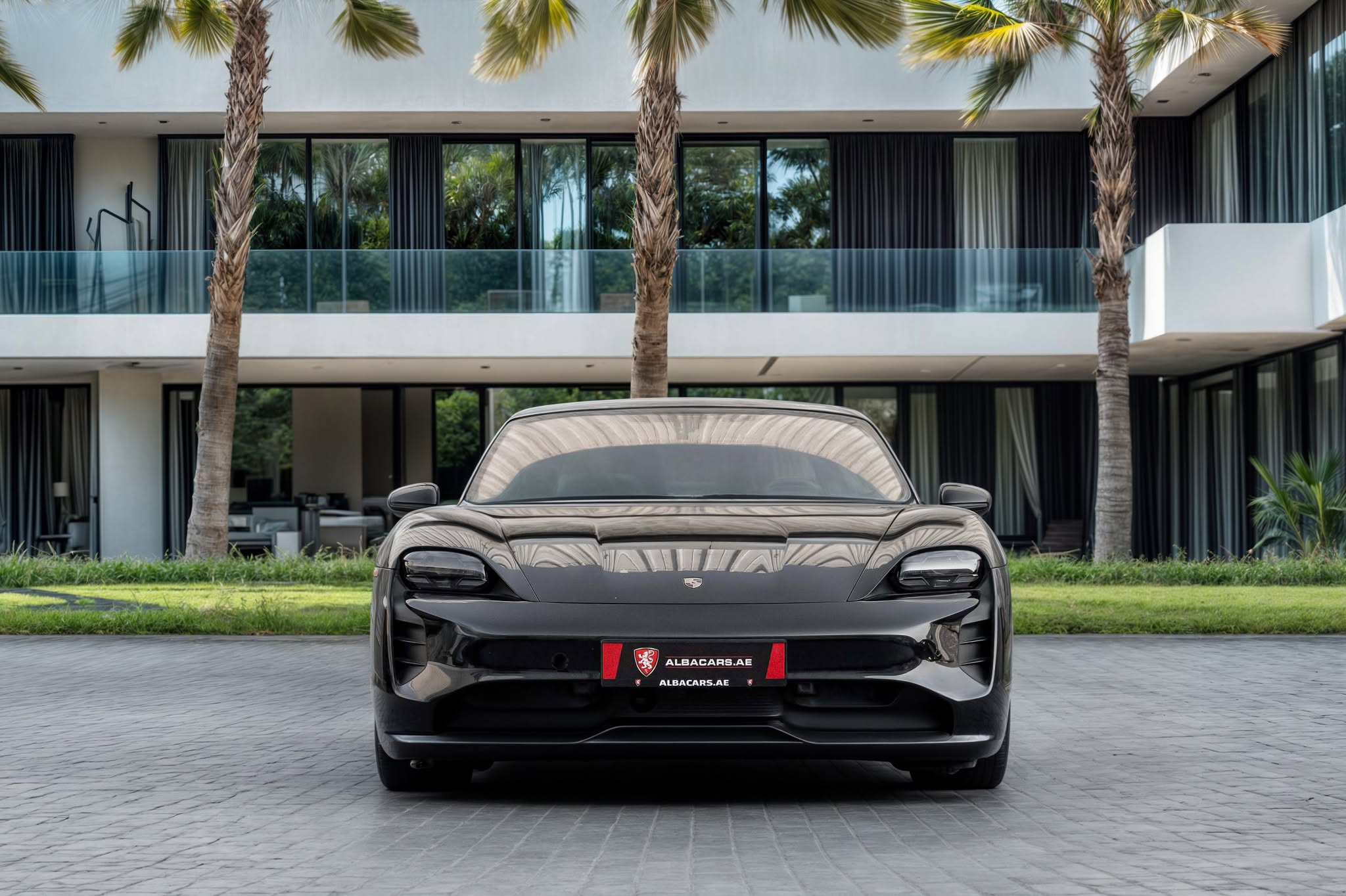 2023 Porsche Taycan photo 2