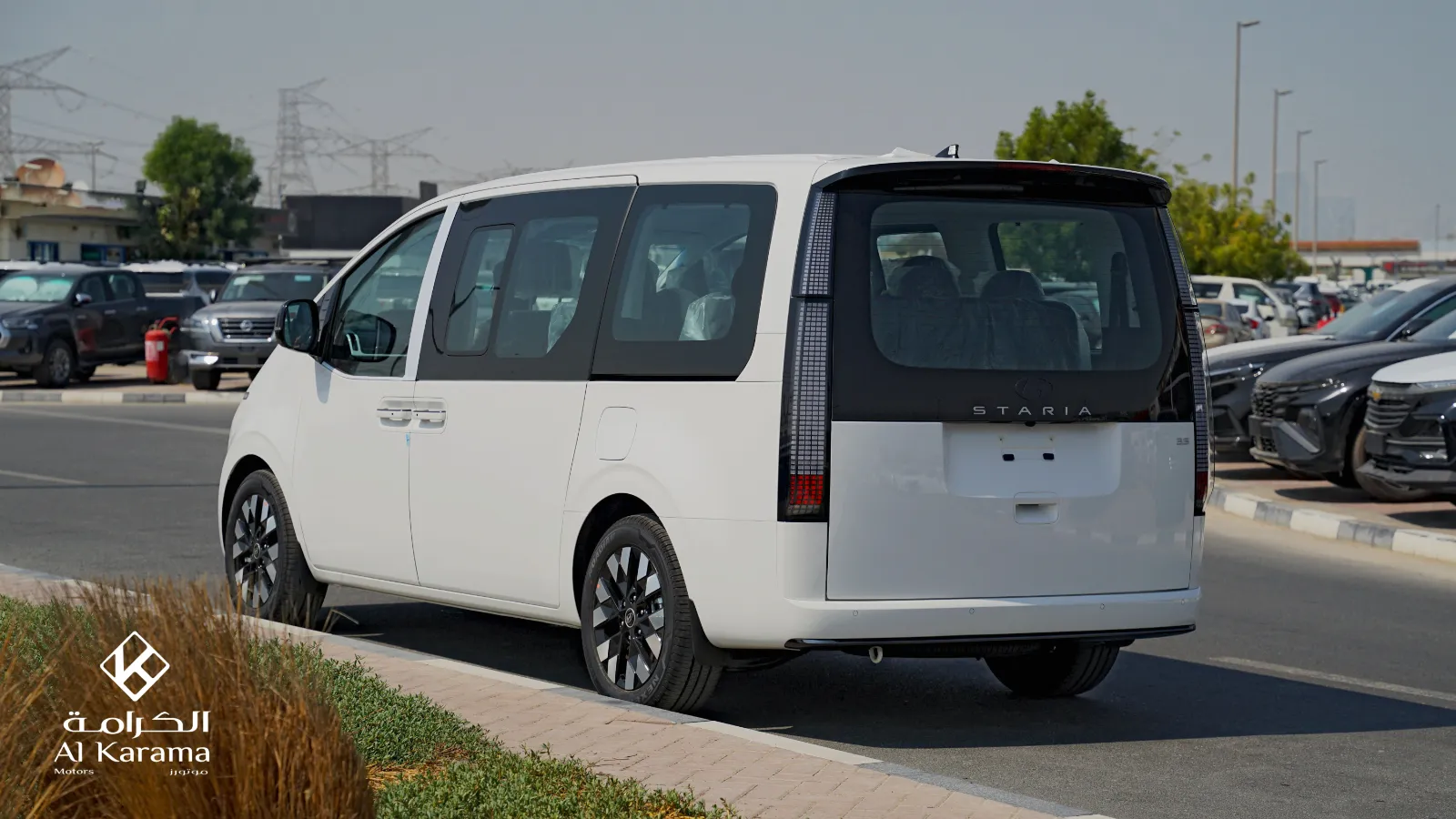 2026 Hyundai Staria photo 5