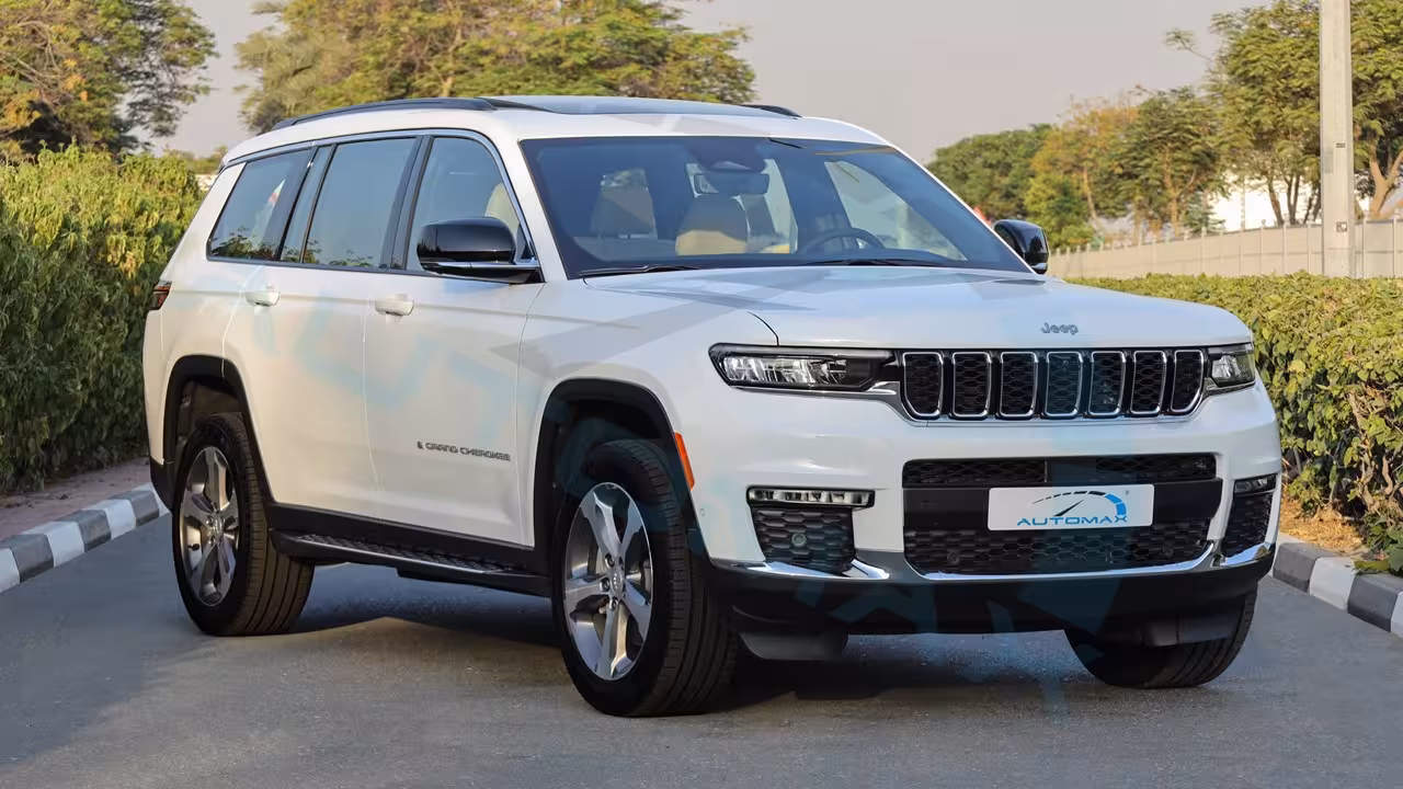2025 Jeep Grand Cherokee photo 2