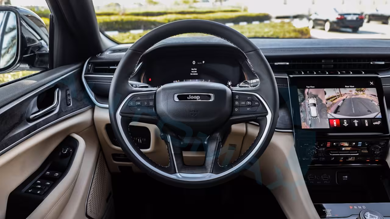 2025 Jeep Grand Cherokee photo 5