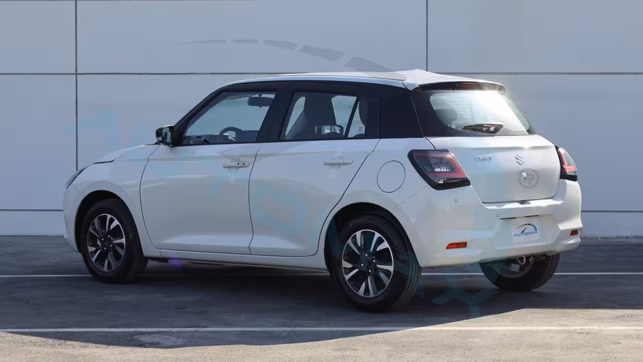2026 Suzuki Swift photo 4