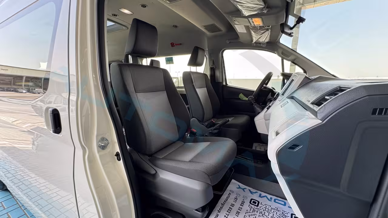 2026 Toyota Hiace photo 5