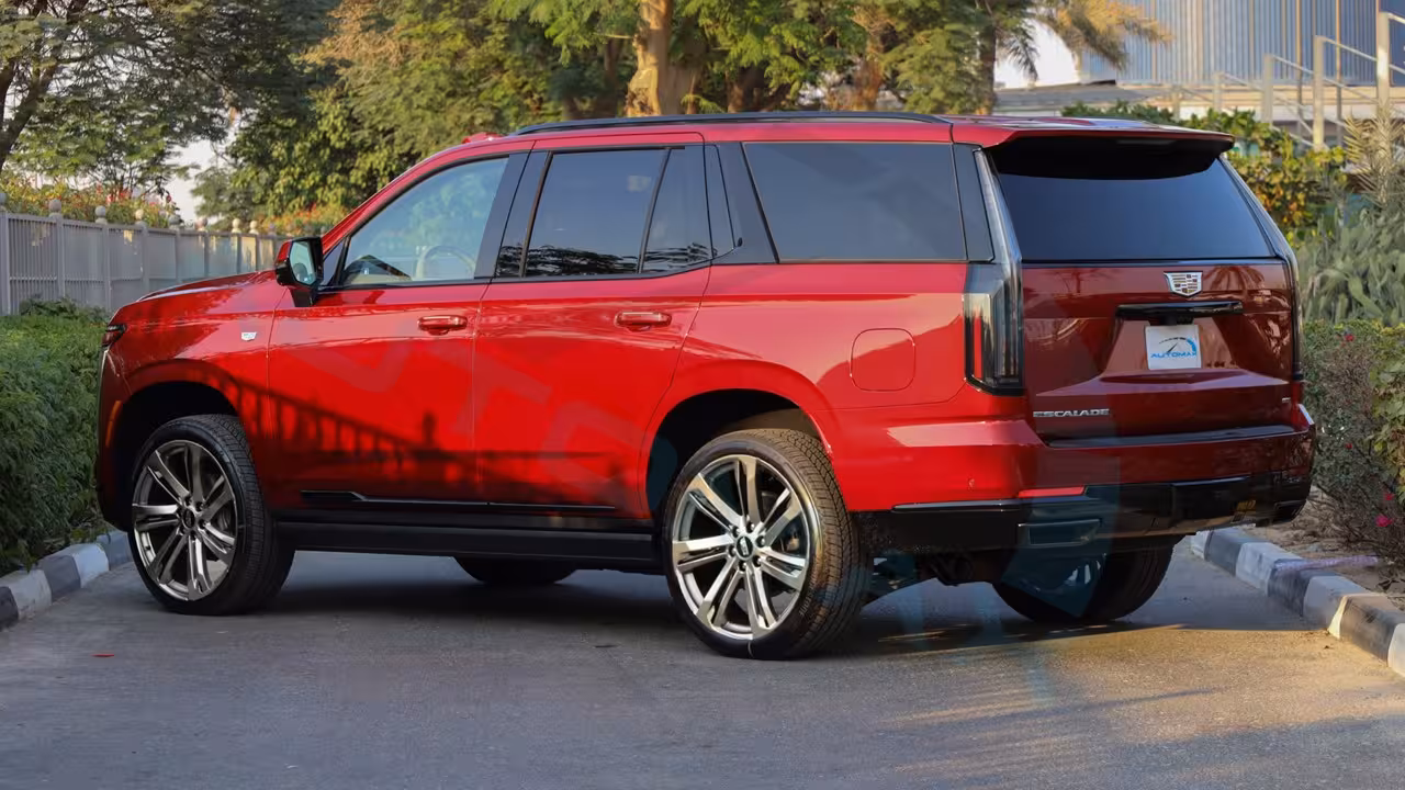 2025 Cadillac Escalade photo 5