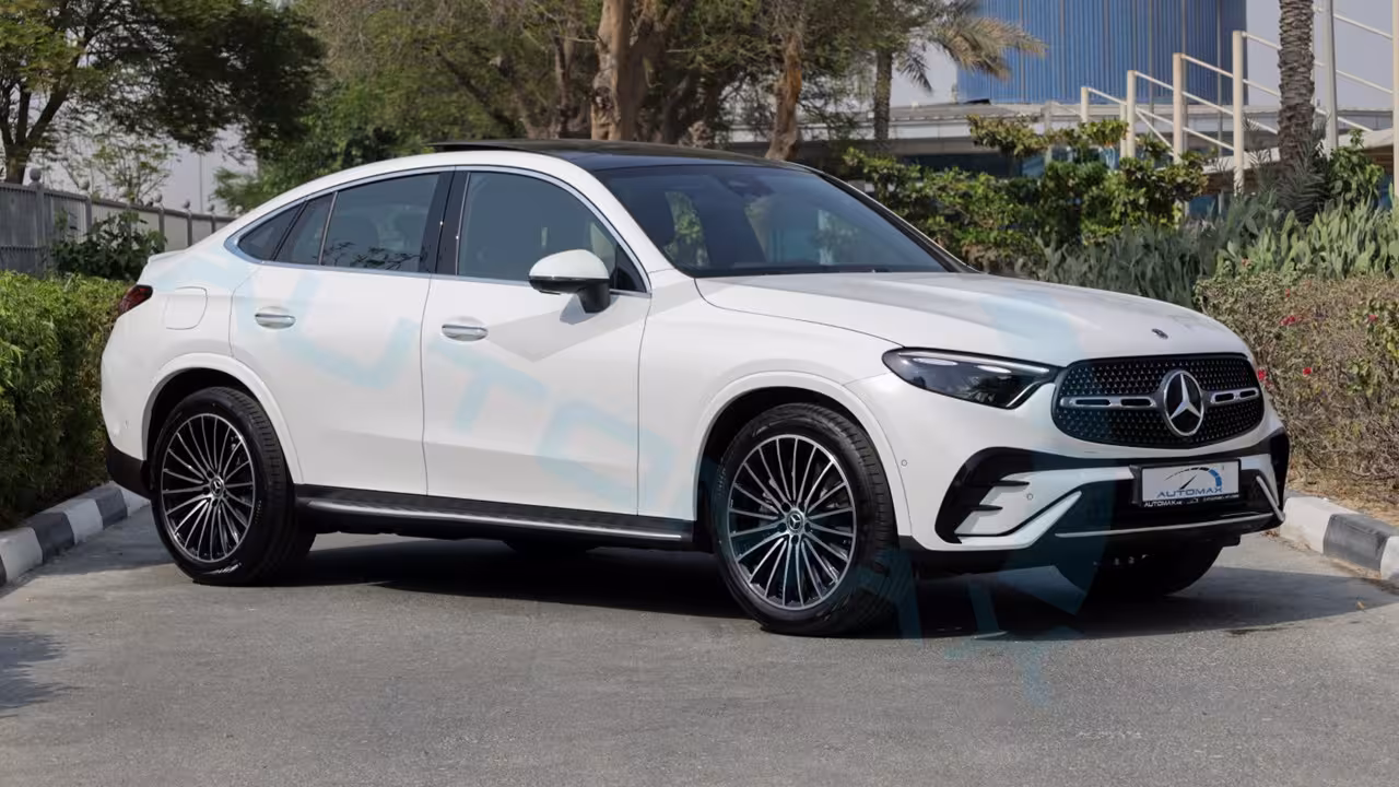 2026 Mercedes-Benz GLC photo 3