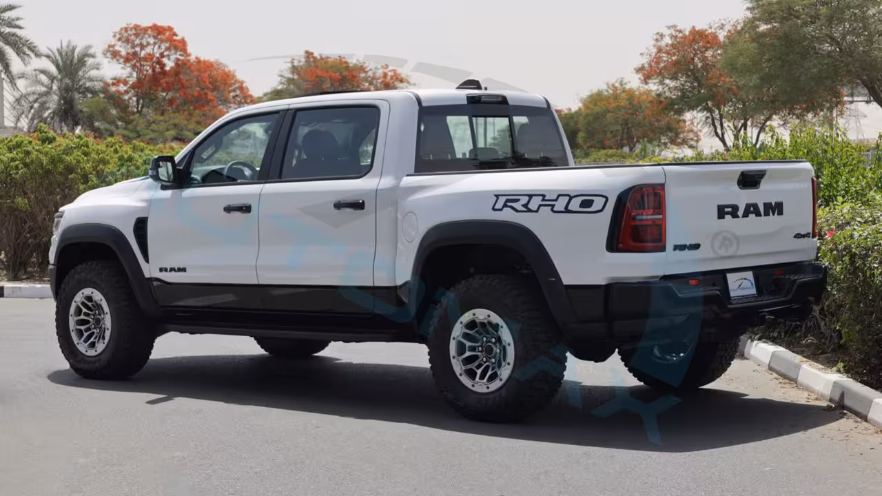 2025 Ram 1500 photo 4