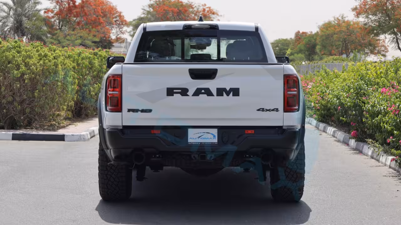 2025 Ram 1500 photo 5