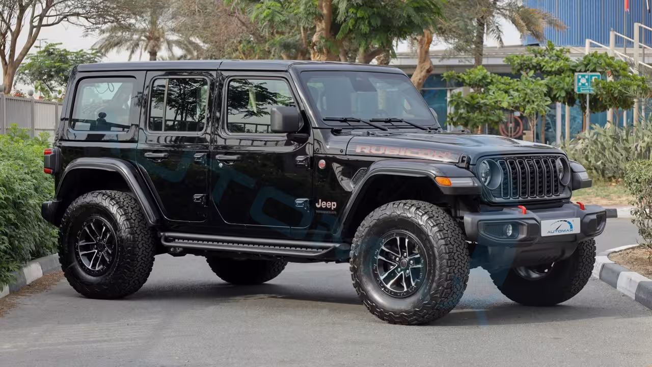 2025 Jeep Wrangler photo 3