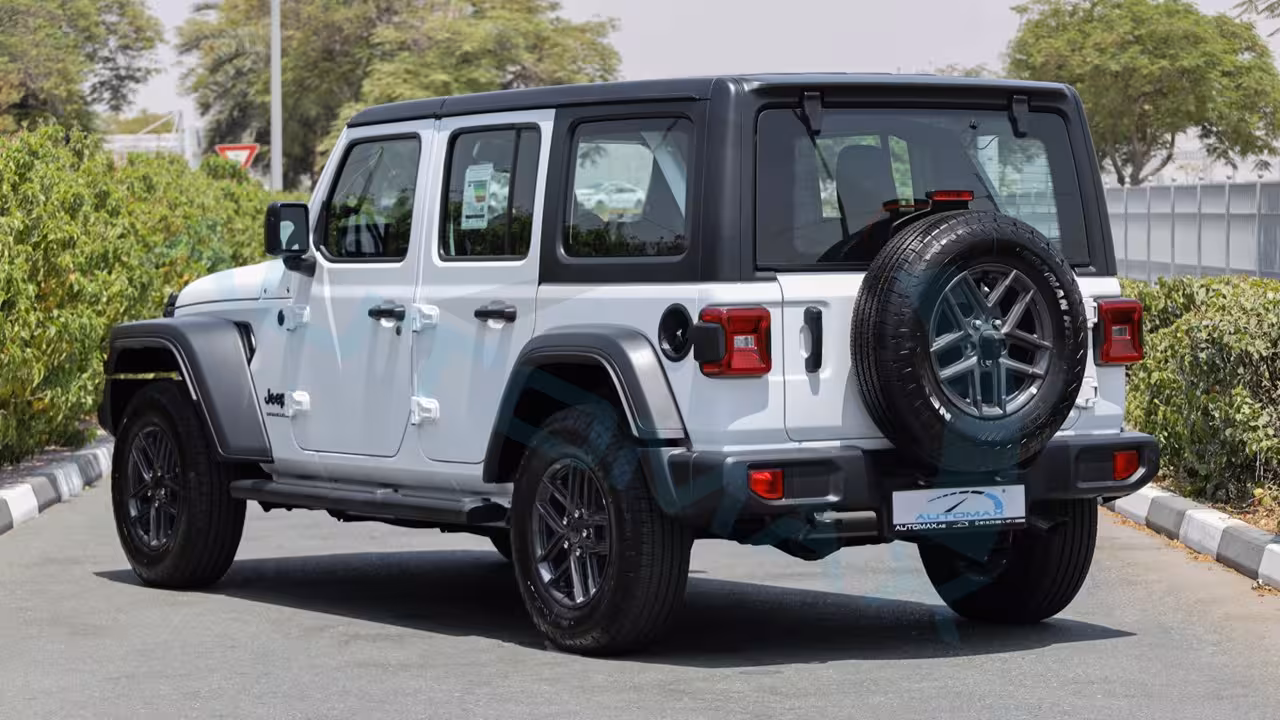 2026 Jeep Wrangler photo 4