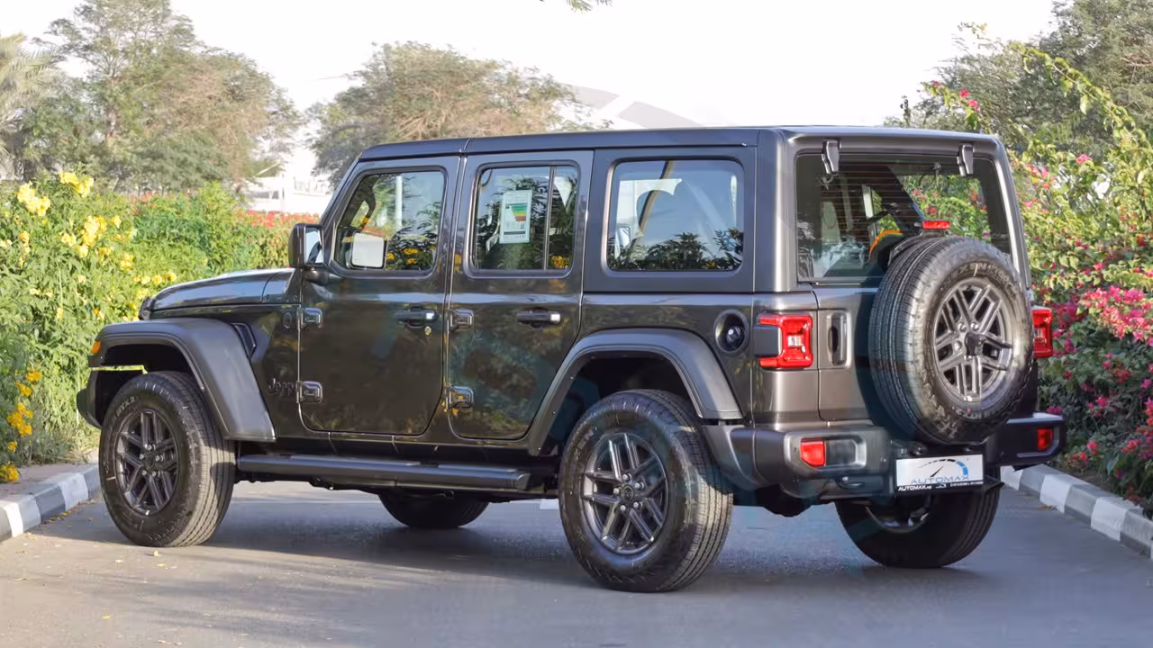 2026 Jeep Wrangler photo 4