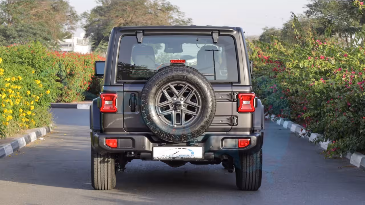 2026 Jeep Wrangler photo 5