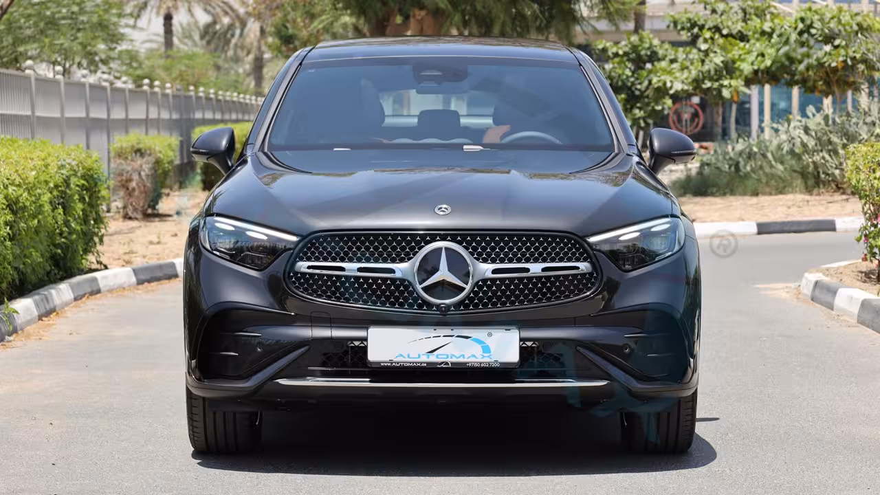 2026 Mercedes-Benz GLC photo 2