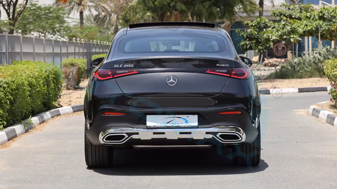 2026 Mercedes-Benz GLC photo 5