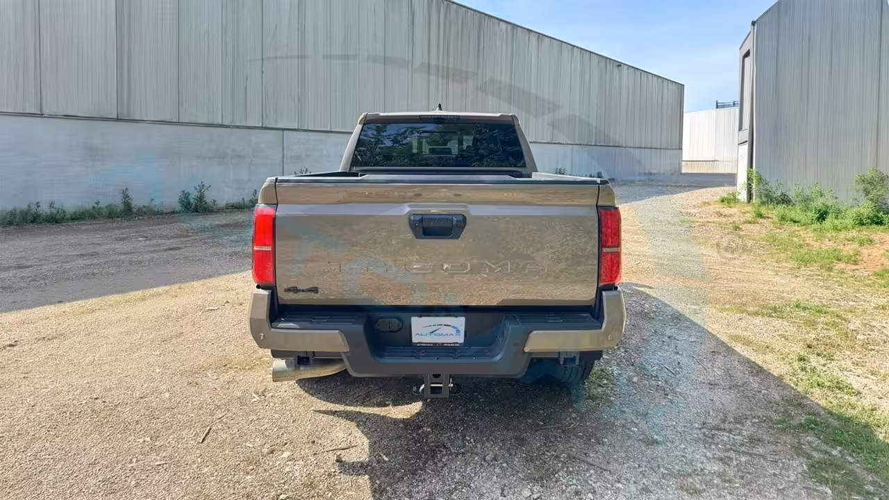 2026 Toyota Tacoma photo 4