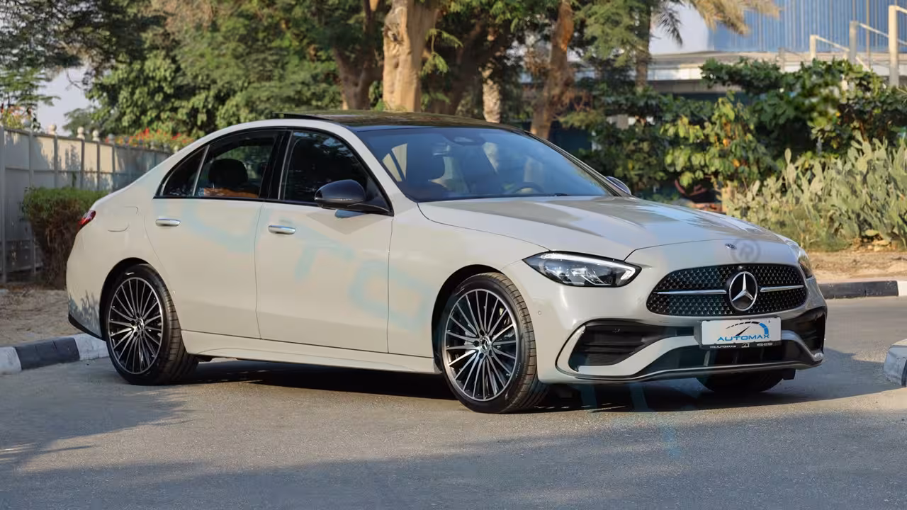 2026 Mercedes-Benz C-Class photo 3
