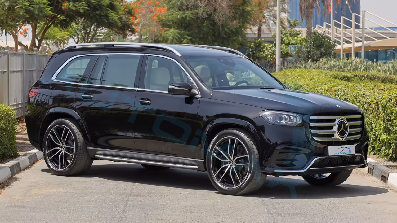 2026 Mercedes-Benz GLS photo 2