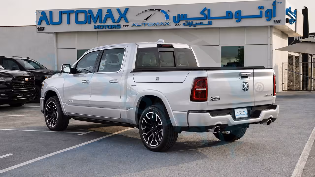 2026 Ram 1500 photo 3