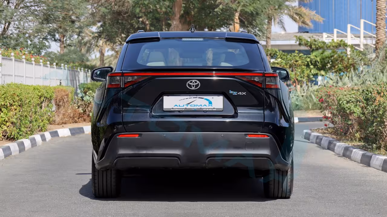 2024 Toyota bZ4X photo 4