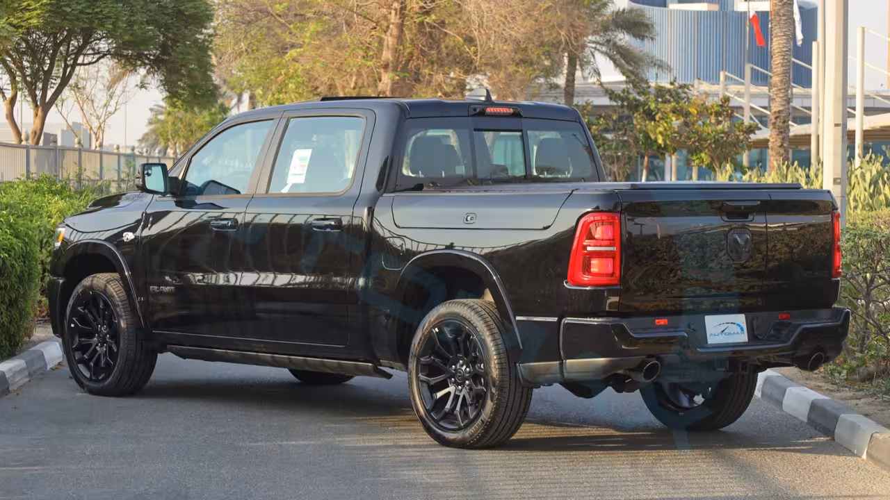 2026 Ram 1500 photo 3
