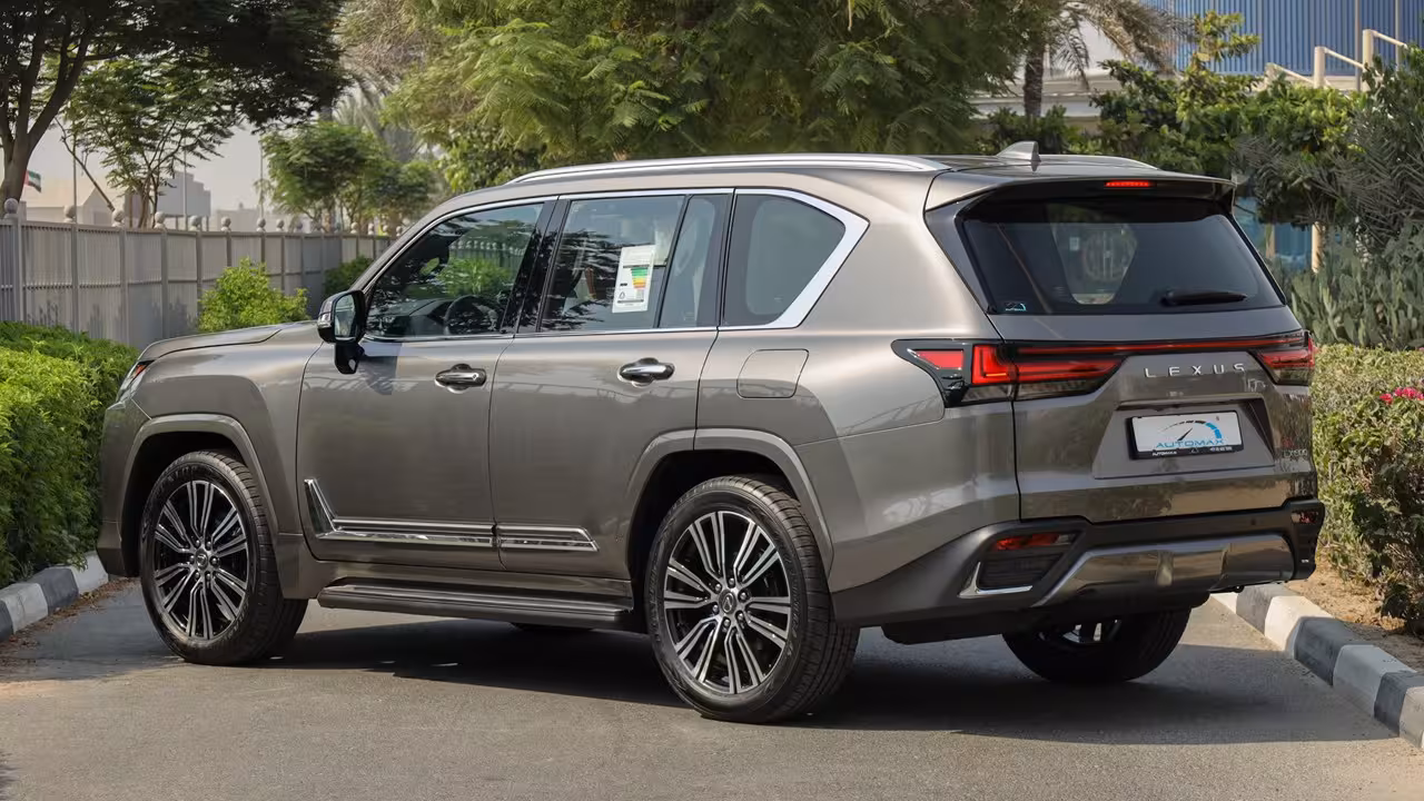2026 Lexus LX photo 3