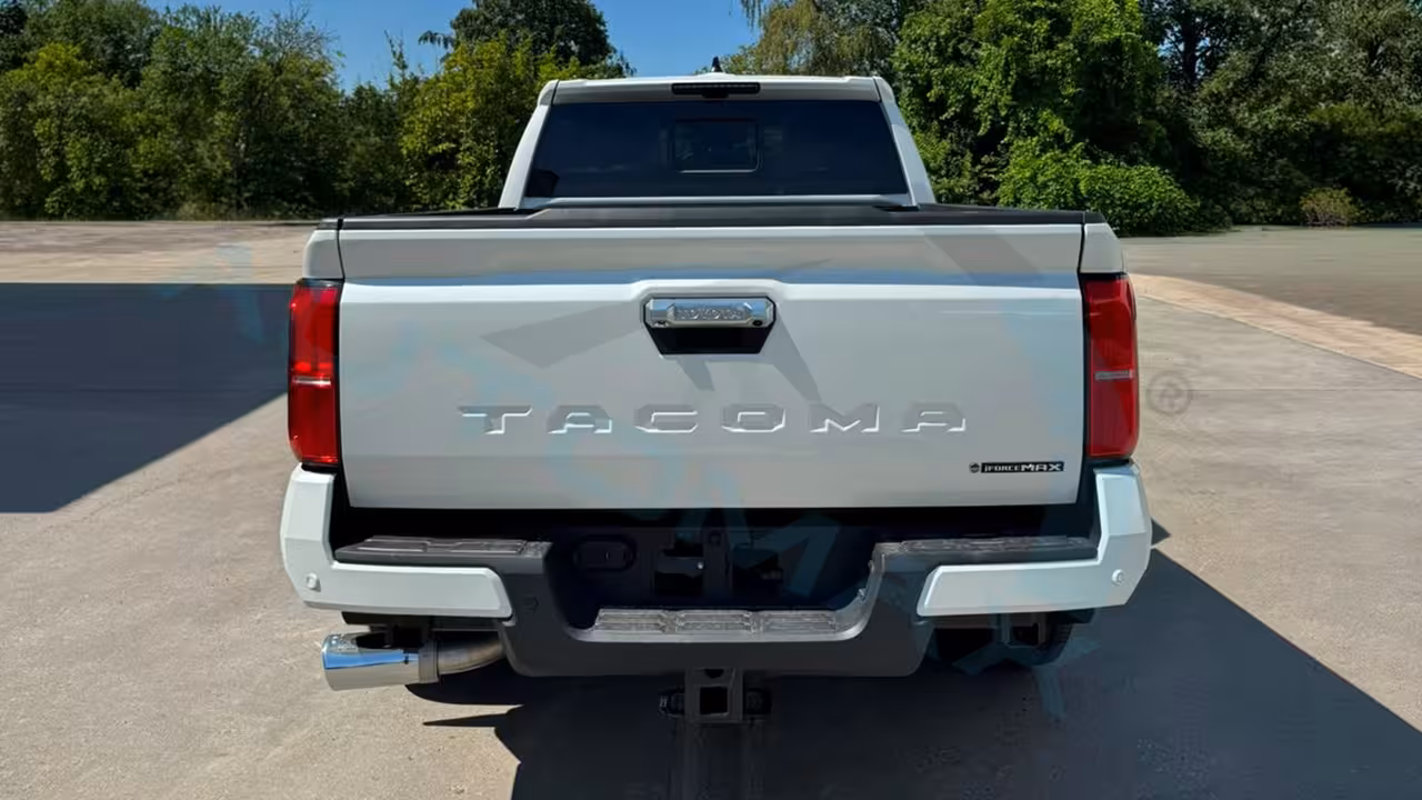 2026 Toyota Tacoma photo 4