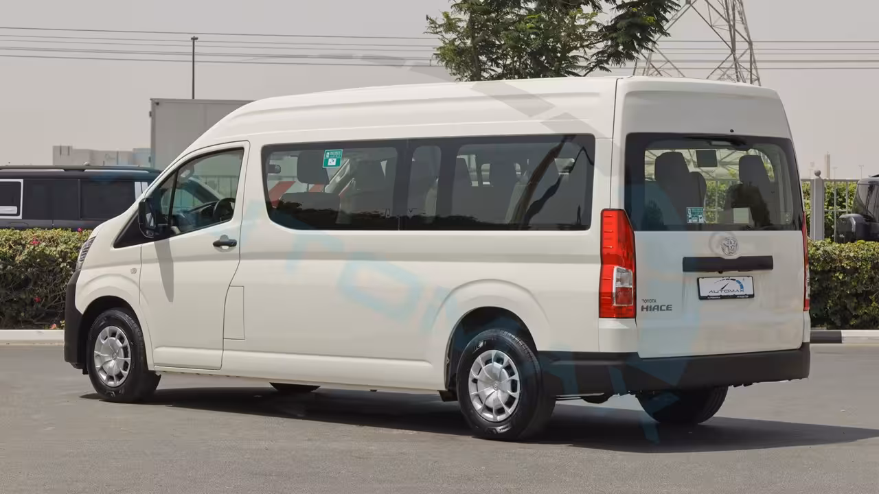 2026 Toyota Hiace photo 3