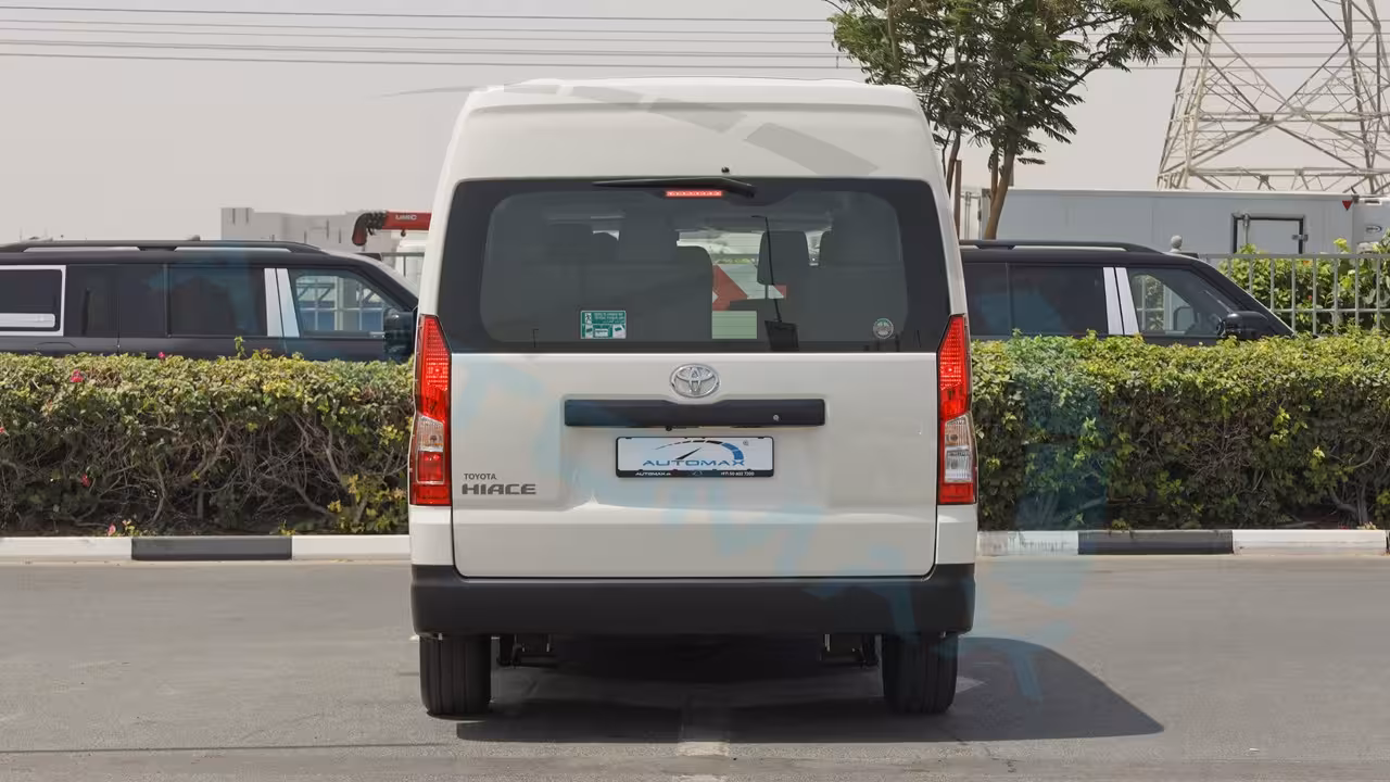 2026 Toyota Hiace photo 4